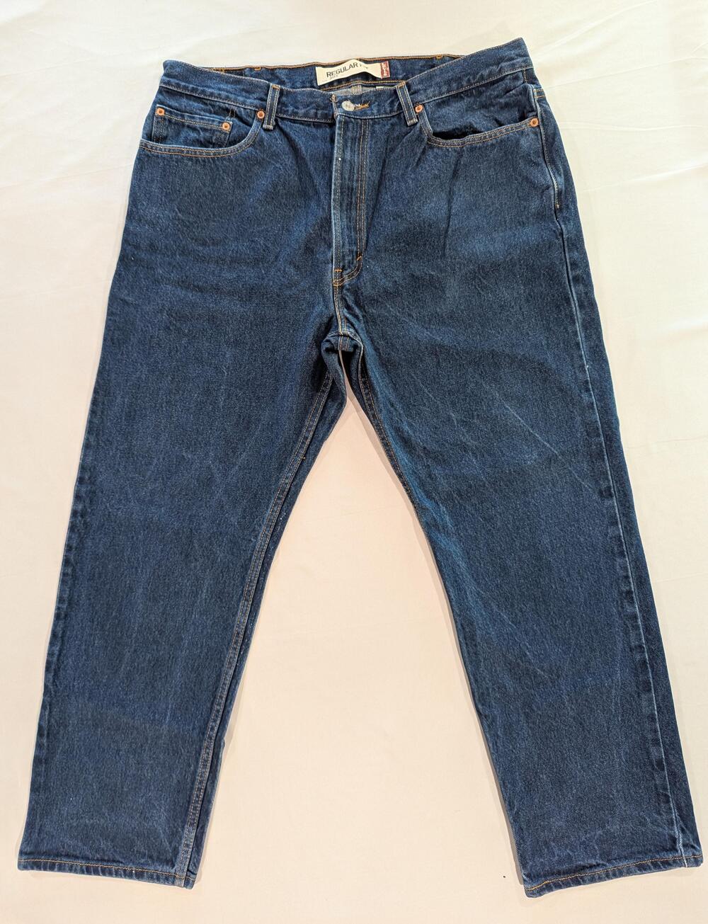 Levi's 505 Jeans Mens 38x30 Blue Med Wash Regular Straight Denim Mexico Red Tab